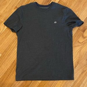 Men’s Banana Republic Size Medium Short Sleeve Tee